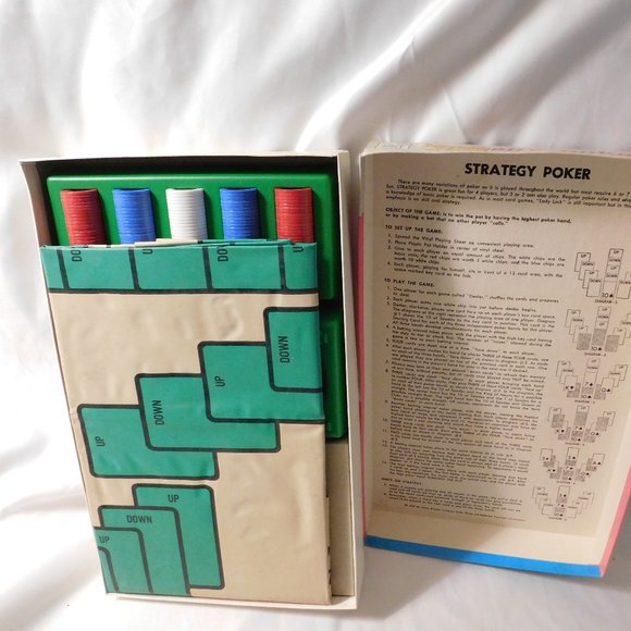 Vintage Strategy Poker Game Milton Bradley 1967 Complete Game - Picture 3 of 8